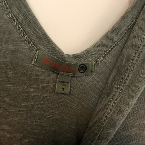 Sundry gathered dress. Slightly faded green color. - Picture 5 of 6